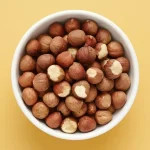 مغز فندق خام
