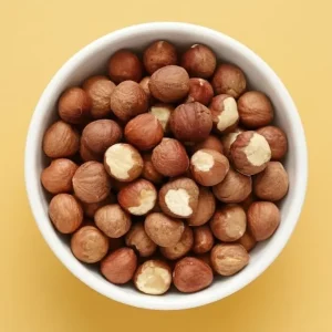 مغز فندق خام